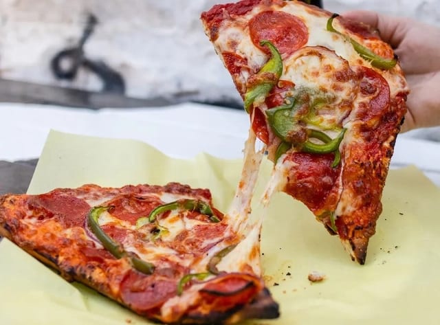 2 Topping - Daily Special.