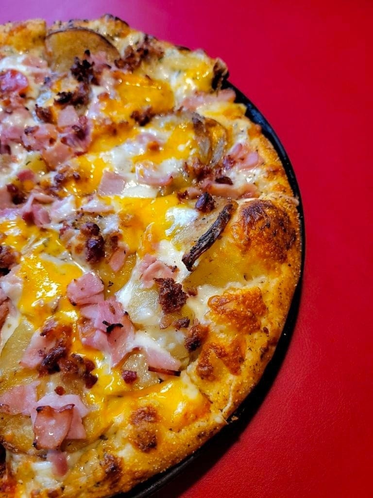 Spudstacular Pizza (16").