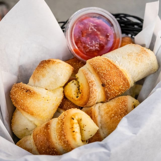 Garlic Knots.